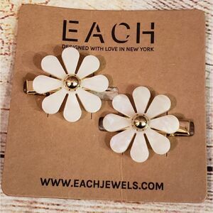 3 for $25 EACH Flower Barrette